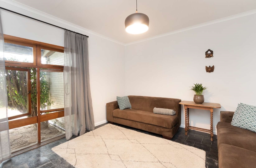 To Let 1 Bedroom Property for Rent in Camps Bay Western Cape